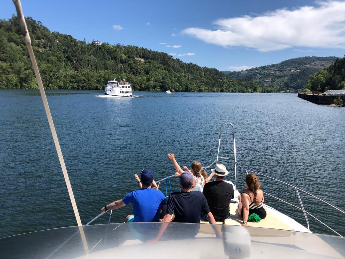 Hotel Aquadouro Yacht Radames - Sleep Boat Experience Castelo de Paiva Esterno foto