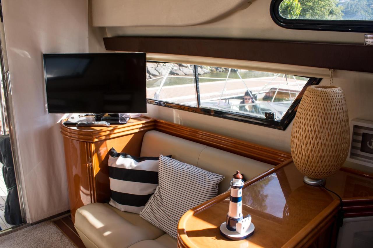 Hotel Aquadouro Yacht Radames - Sleep Boat Experience Castelo de Paiva Esterno foto