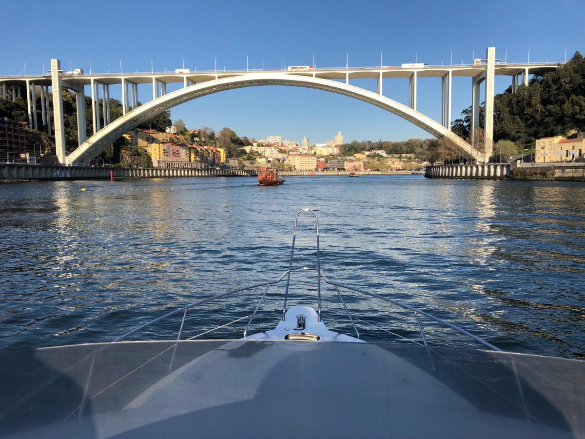 Hotel Aquadouro Yacht Radames - Sleep Boat Experience Castelo de Paiva Esterno foto