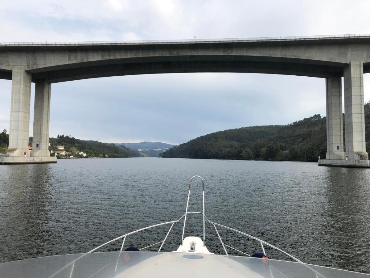 Hotel Aquadouro Yacht Radames - Sleep Boat Experience Castelo de Paiva Esterno foto