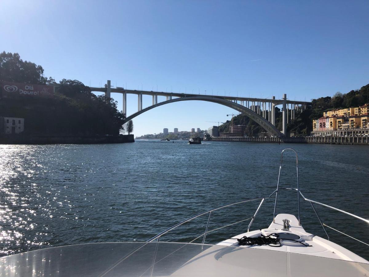Hotel Aquadouro Yacht Radames - Sleep Boat Experience Castelo de Paiva Esterno foto