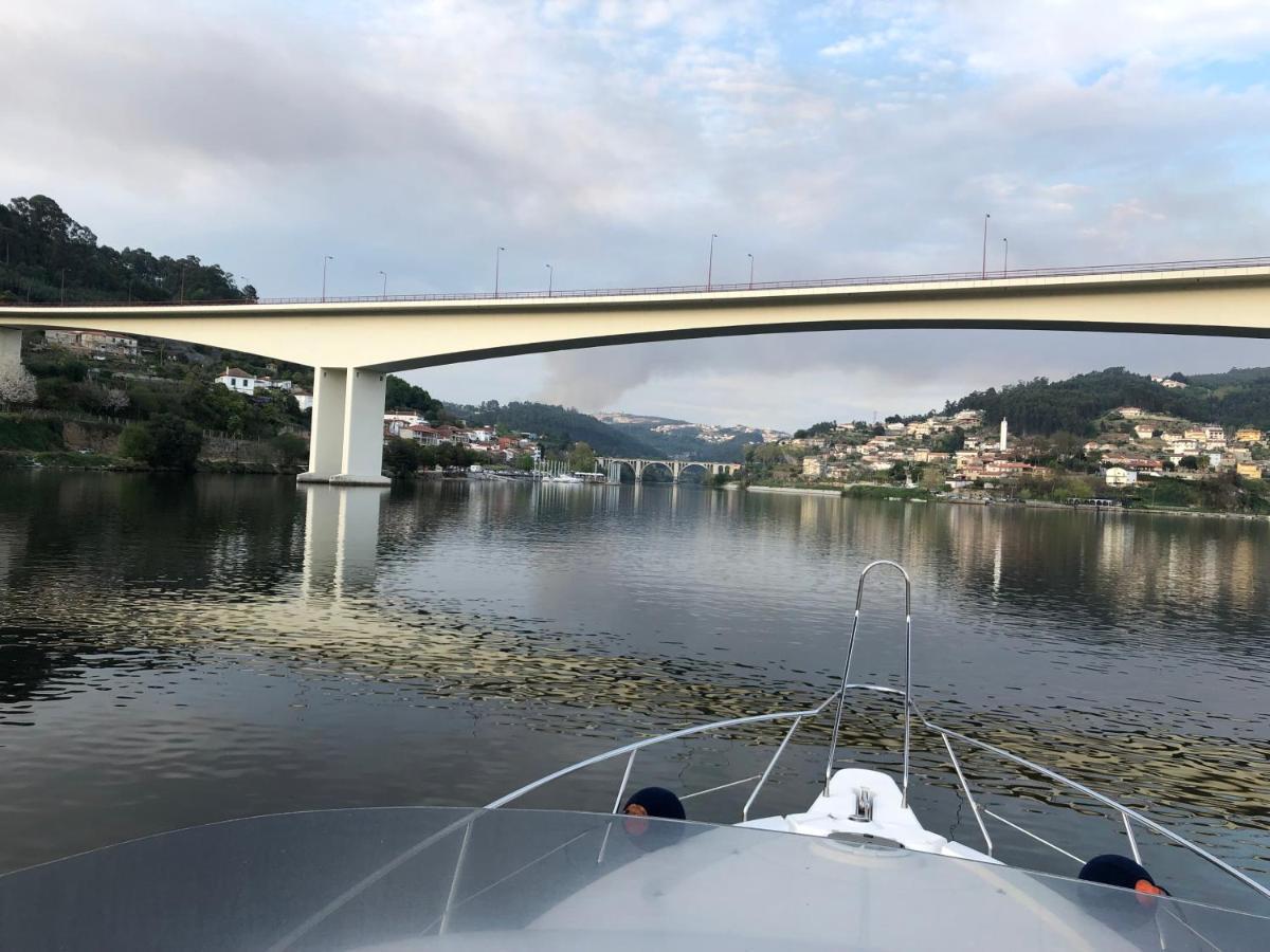 Hotel Aquadouro Yacht Radames - Sleep Boat Experience Castelo de Paiva Esterno foto