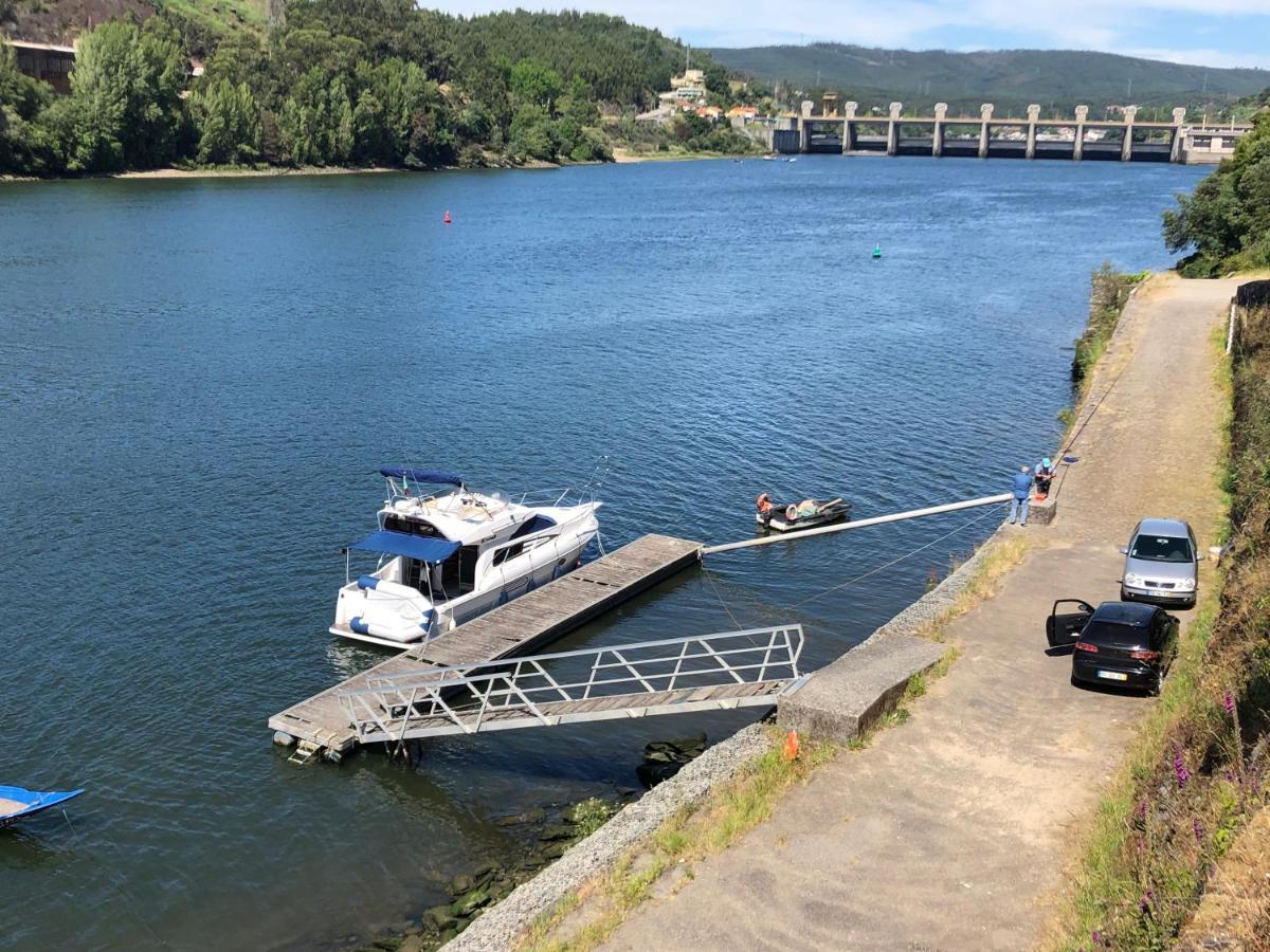 Hotel Aquadouro Yacht Radames - Sleep Boat Experience Castelo de Paiva Esterno foto