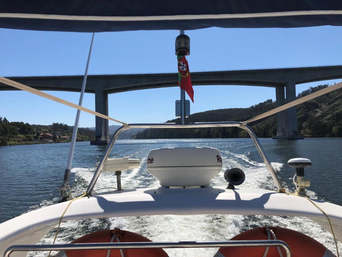 Hotel Aquadouro Yacht Radames - Sleep Boat Experience Castelo de Paiva Esterno foto