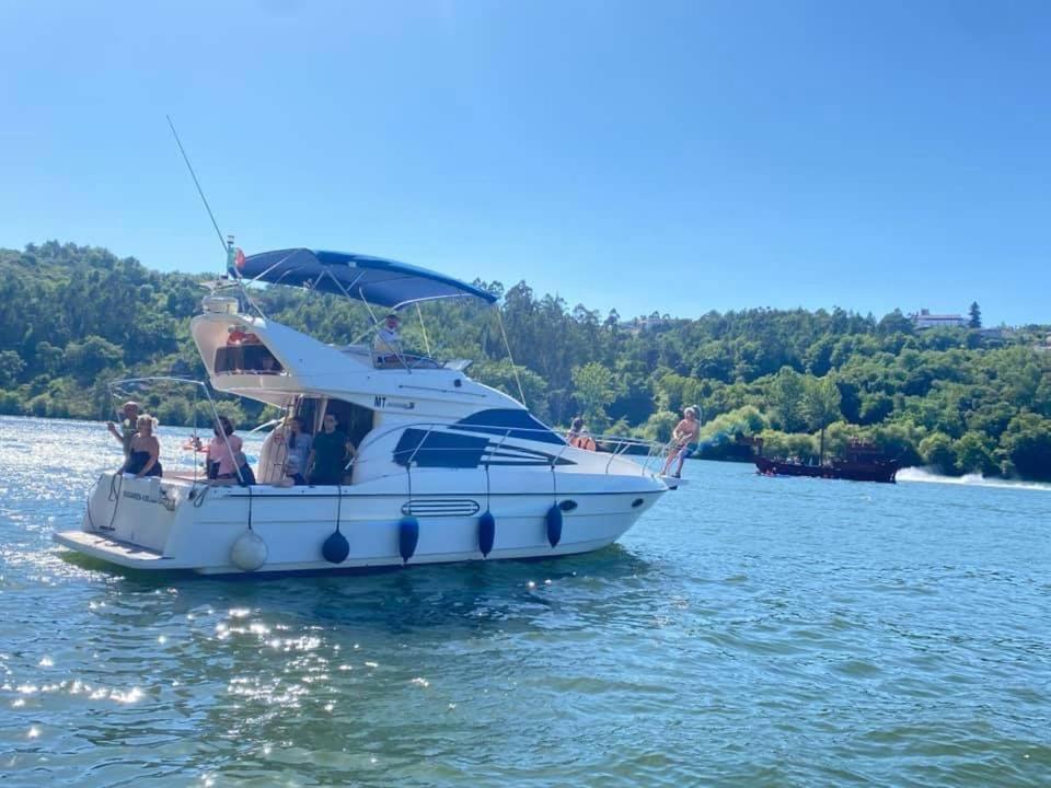 Hotel Aquadouro Yacht Radames - Sleep Boat Experience Castelo de Paiva Esterno foto