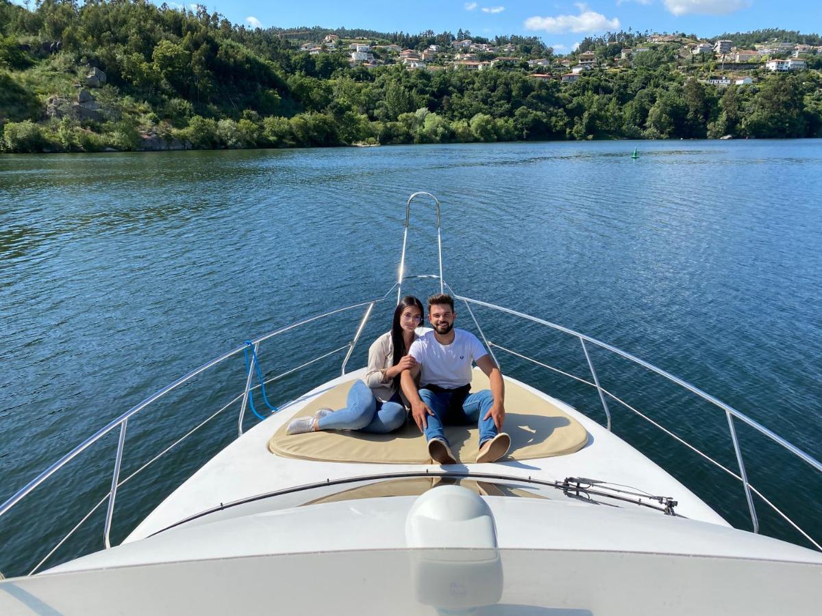 Hotel Aquadouro Yacht Radames - Sleep Boat Experience Castelo de Paiva Esterno foto